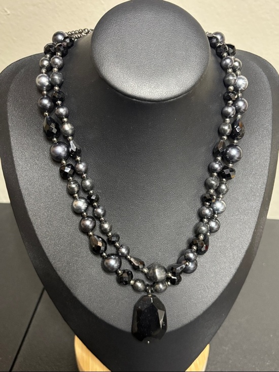 White House Black Market Jewelry - White House Black Market Black Gray Beaded Necklace Classy Career